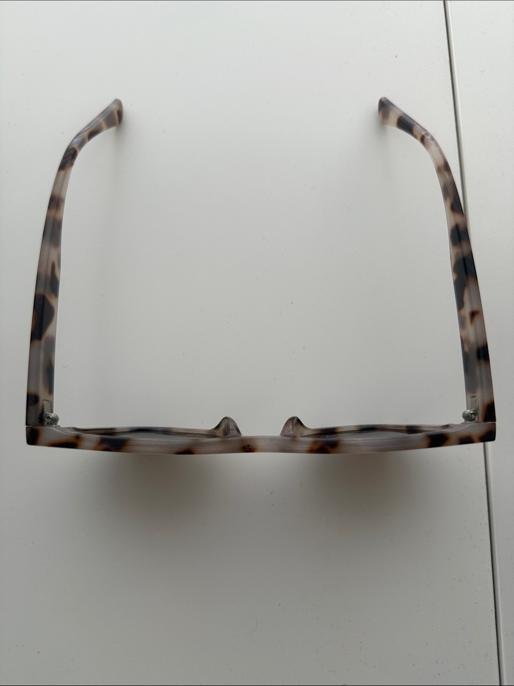 Tortoiseshell Cat-Eye Sunglasses - Brown Lenses - Picture 4 of 4